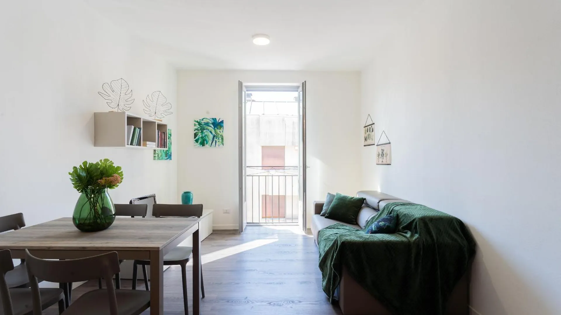Central & Modern Apartment By Rent All Como