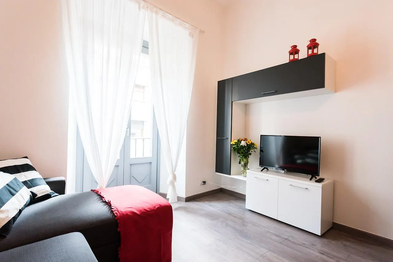 Central & Modern Apartment By Rent All Como