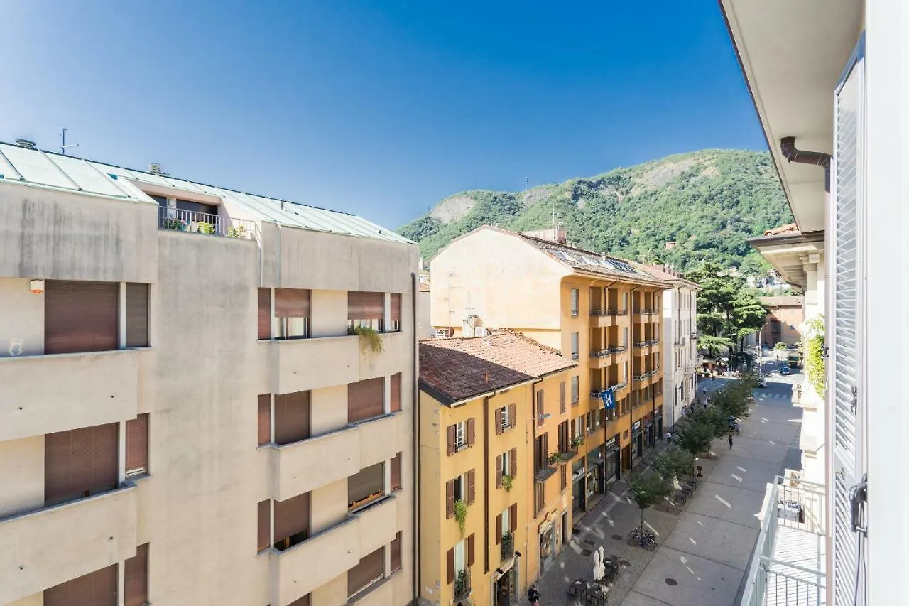 Central & Modern Apartment By Rent All Como
