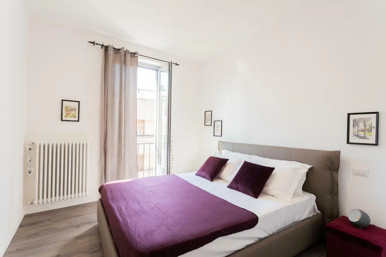 Central & Modern Apartment By Rent All Como