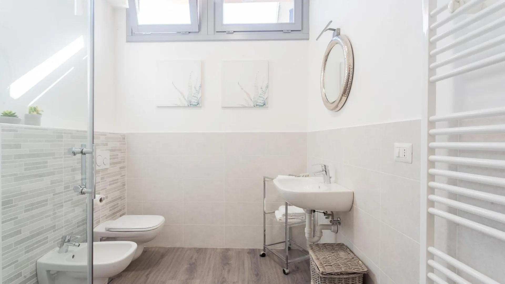 Central & Modern Apartment By Rent All Côme