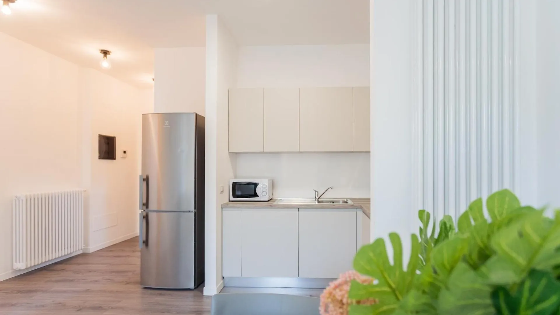 Central & Modern Apartment By Rent All Côme 0*,  Italie