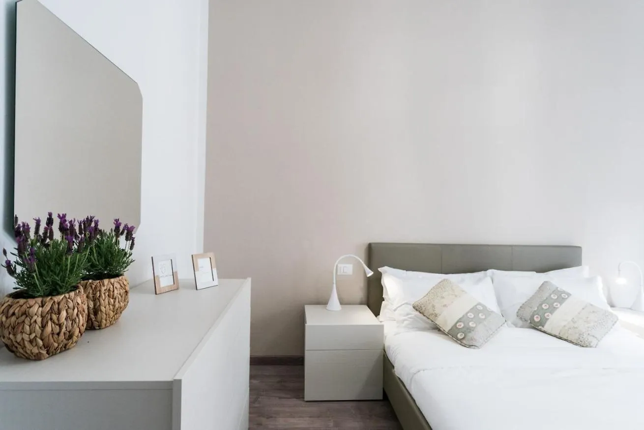 Central & Modern Apartment By Rent All Côme